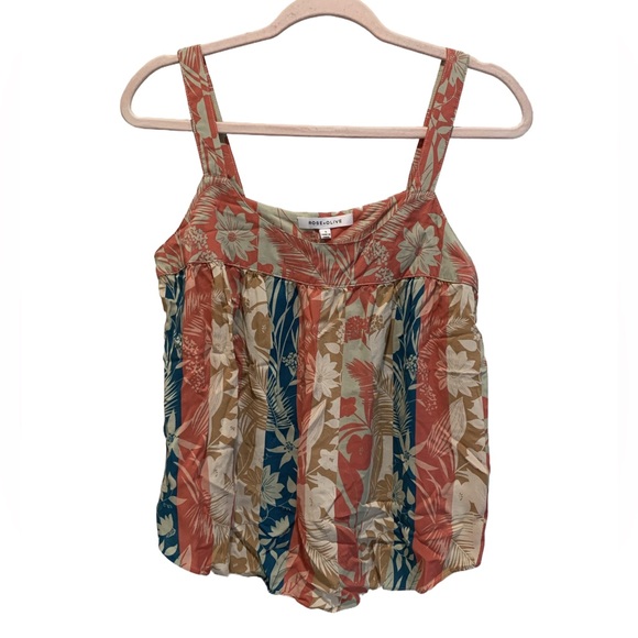 Rose & Olive Tops - Rose & Olive tank. Sleeveless. Size S.